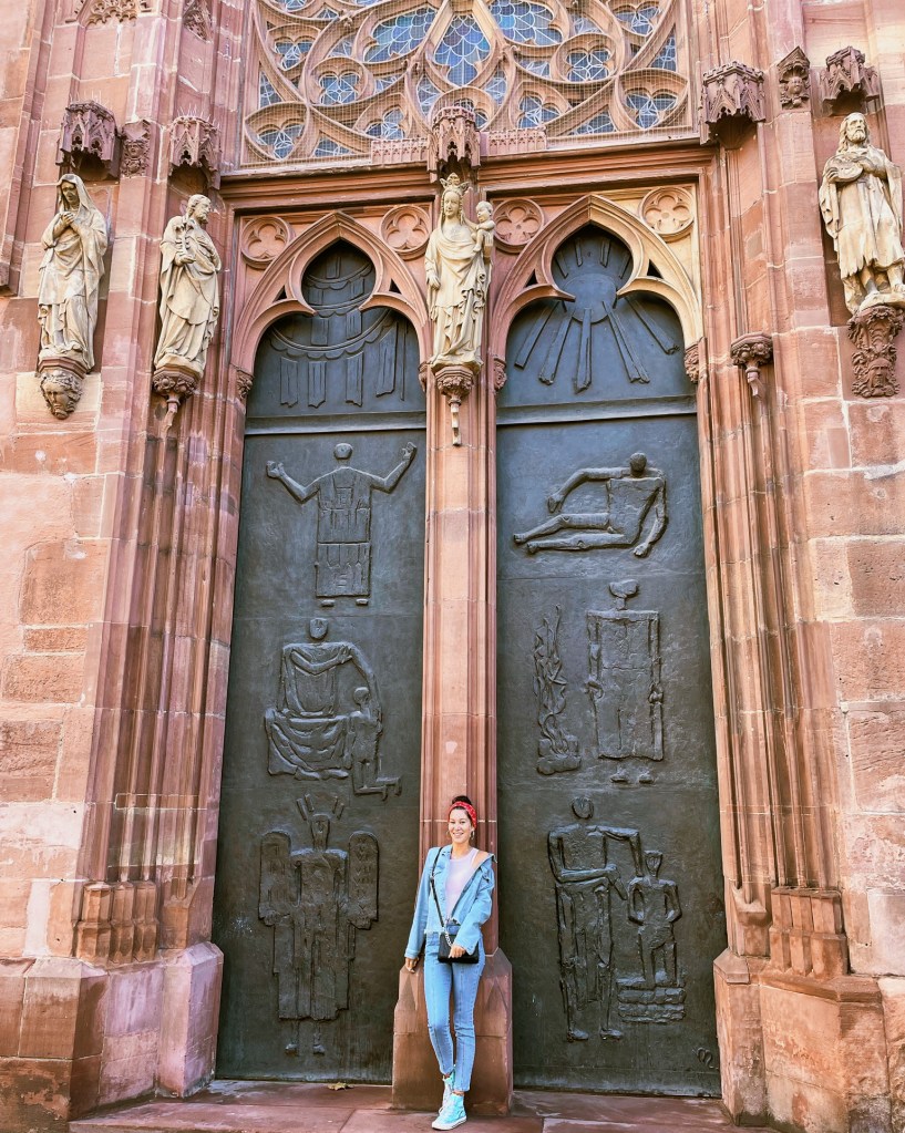 Travel Germany Frankfurt Travel Guide Tips Germany Travel Guide Traveling Blog Frankfurt Cathedral